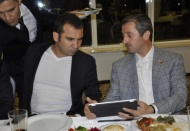 Zirve Park’ın konuğu ünlü sanatçı Ferhat Göçer oldu