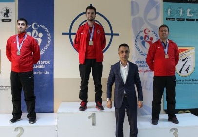 Zirveli Milli Sporcu Mehmet Abiş Gaziler Kupası'nda Türkiye Şampiyonu