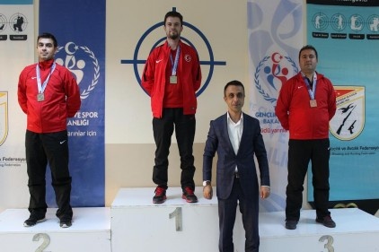 Zirveli Milli Sporcu Mehmet Abiş Gaziler Kupası&#039;nda Türkiye Şampiyonu 