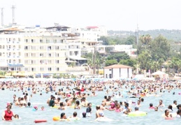 Zor günler yaşayan turizm sektörü 2021 sezonunu nasıl geçirecek?