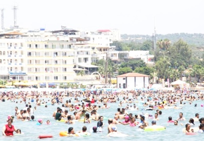 Zor günler yaşayan turizm sektörü 2021 sezonunu nasıl geçirecek?