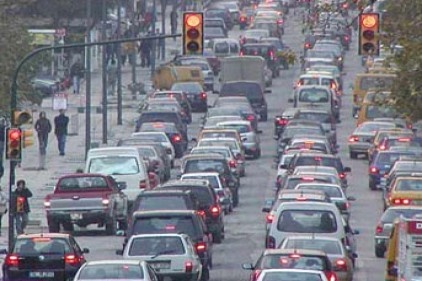 Zorunlu trafik sigortası için Avruplı bizden 4 kat fazla ödüyor